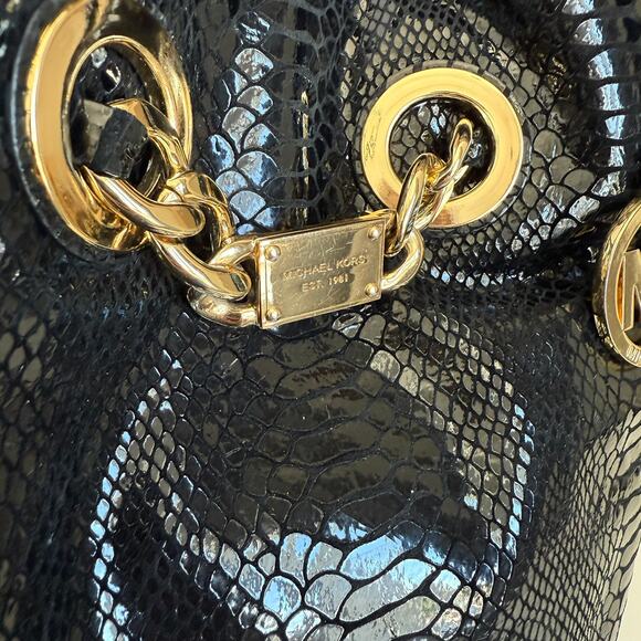 MICHAEL Michael Kors Snakeskin Patent Leather Shoulder Bag Black Gold Chain Glam - Picture 2 of 14
